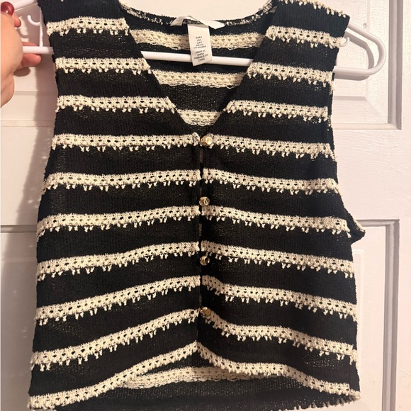 H&M Knit Vest - Picture 1 of 3